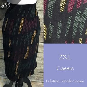 😍😍 NWT!! 😍😍 Pencil Skirt